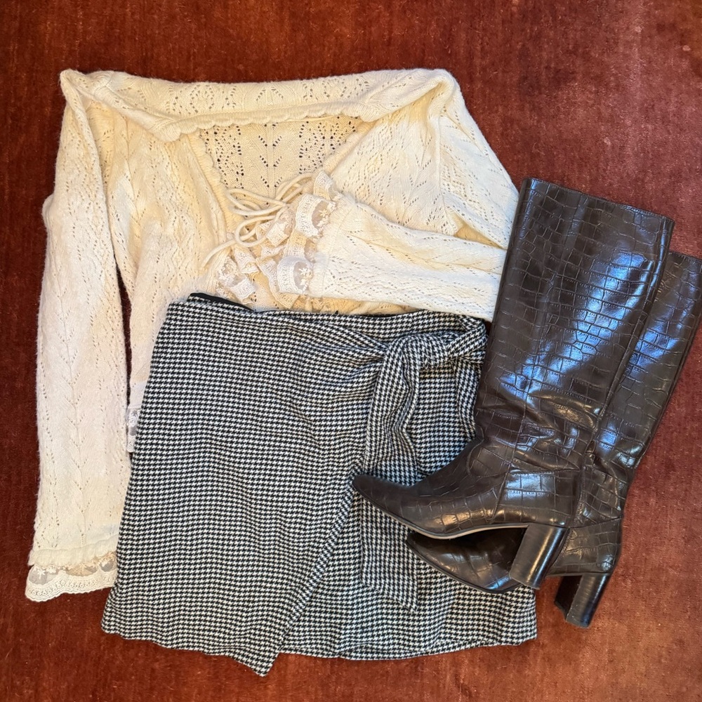 Wilfred Black and White Houndstooth Skirt